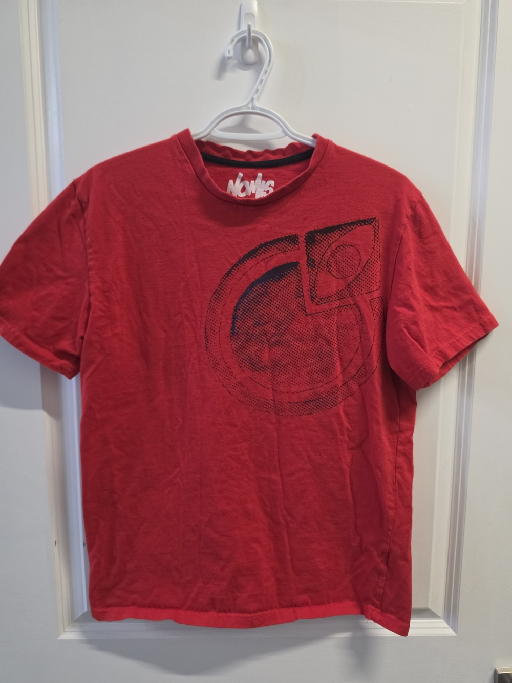 NOMIS Early 2000s Skate Style Graphic Men's T-Shirt Size Medium